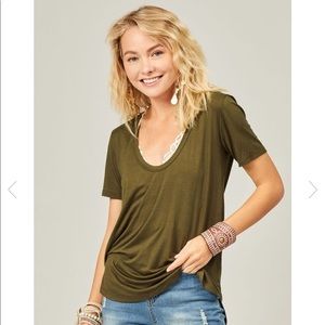 Three birds best scoop t shirt!